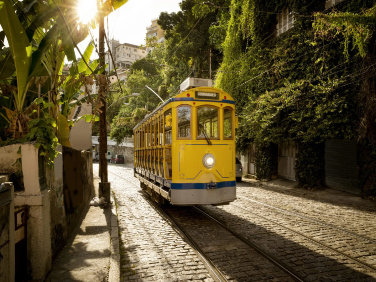 Une Escapade Dans Le Quartier Bohème De Santa Teresa 0