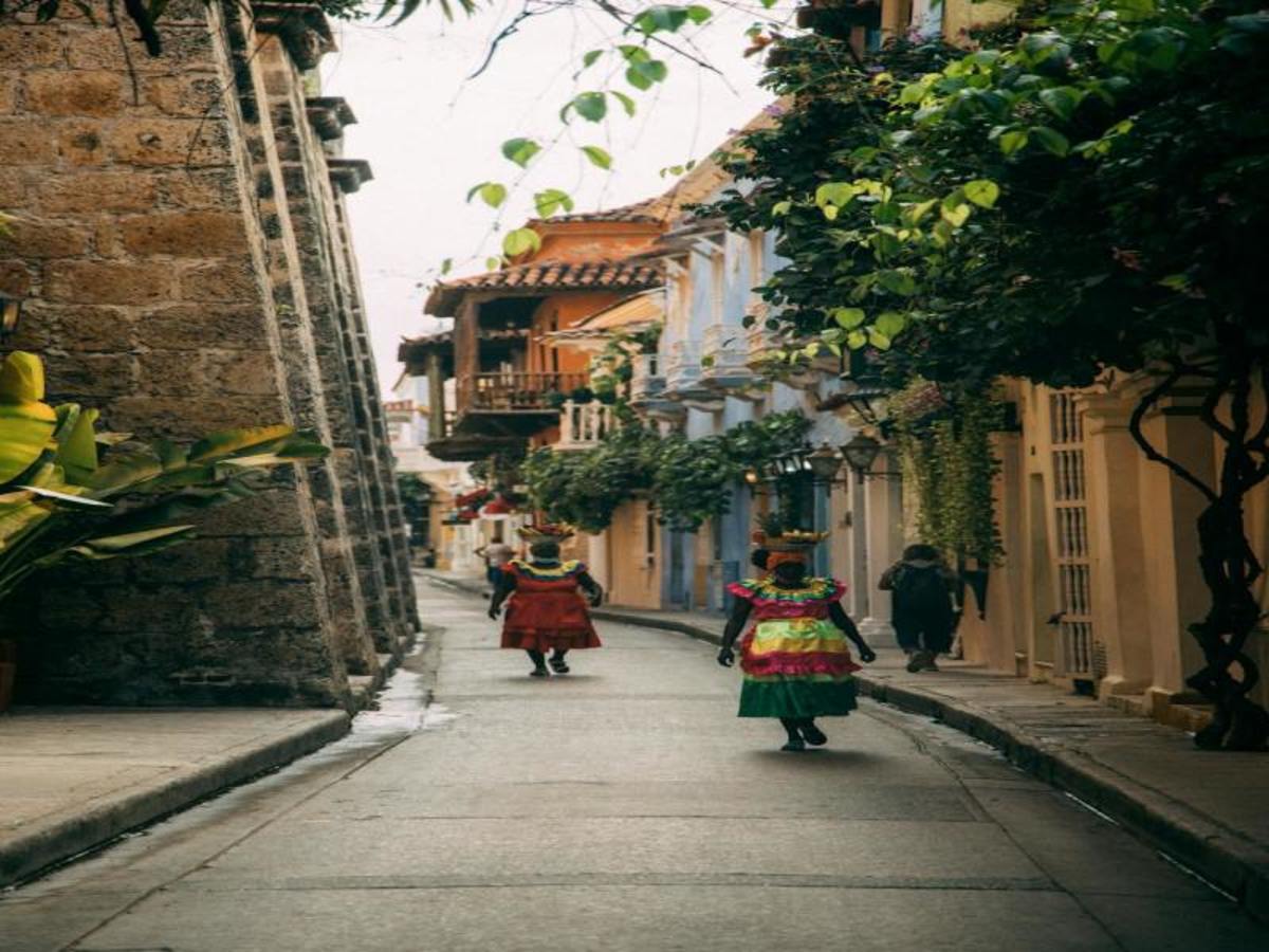 De Carthagène à Santa Marta: Histoire, Culture Et Transition Côtière 0