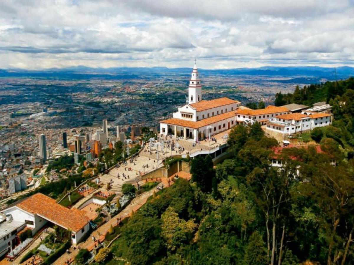 Visite à Pied De Bogotá + Monserrate. 0