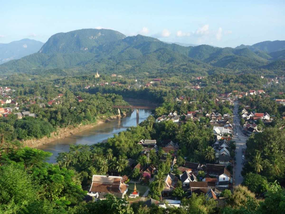 Vientiane > Luang Prabang (Env. 40 Km + 2 H De Tgv) 0