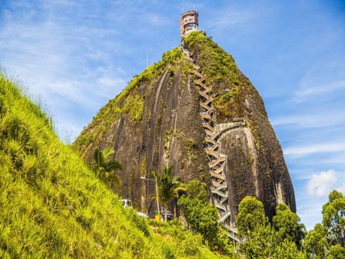 Samedi / Medellin / Guatapé / Medellin / Carthagene 0