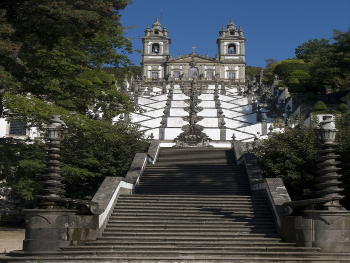 Aveiro   Porto – Braga (195 Km) 0