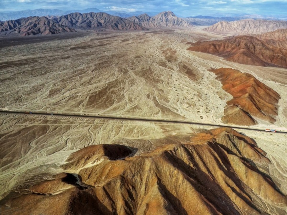 Dimanche / Nazca / Arequipa (570 Km Environ 10h) 0