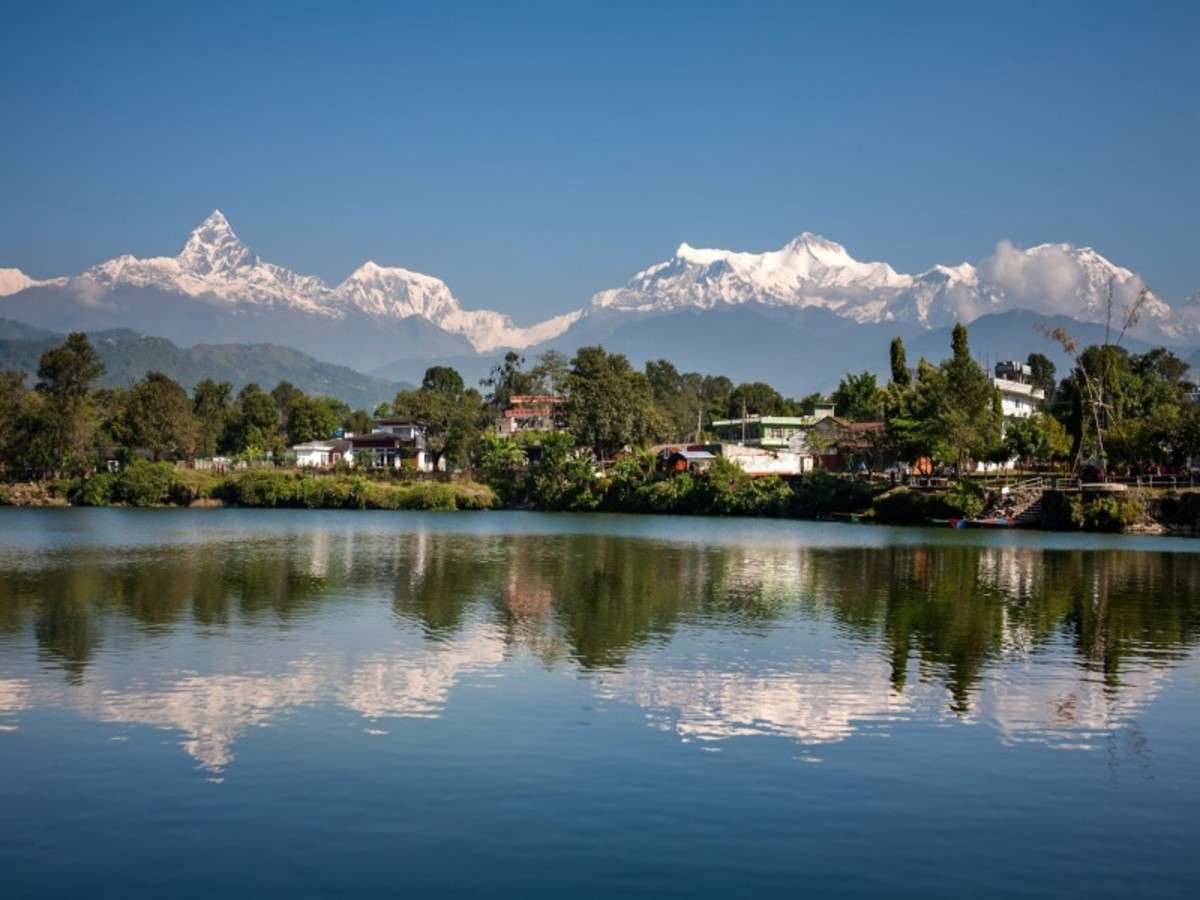 Chitwan > Pokhara ( Env.150 Km) 0