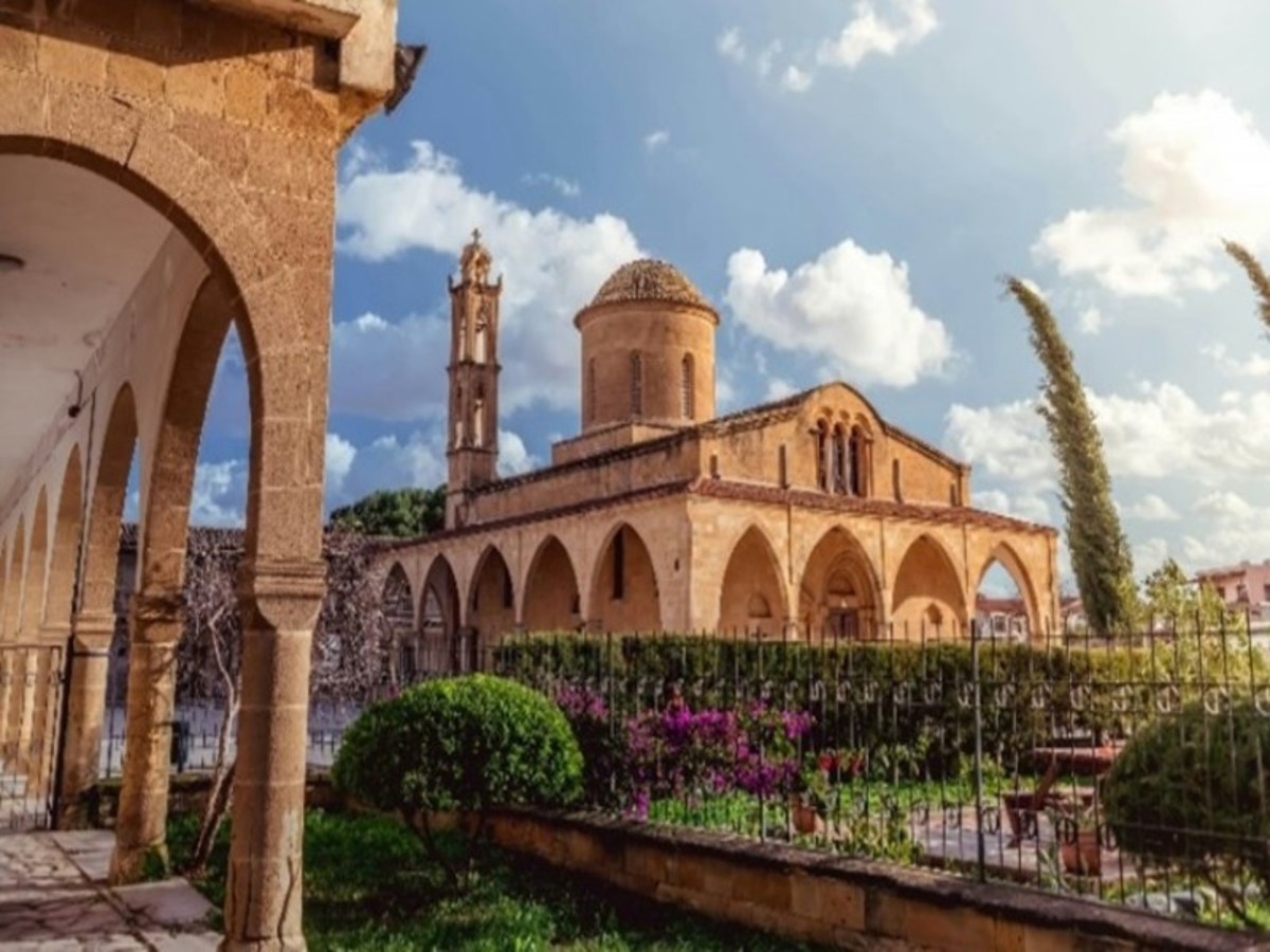 Larnaca – Nicosia – Larnaca 0