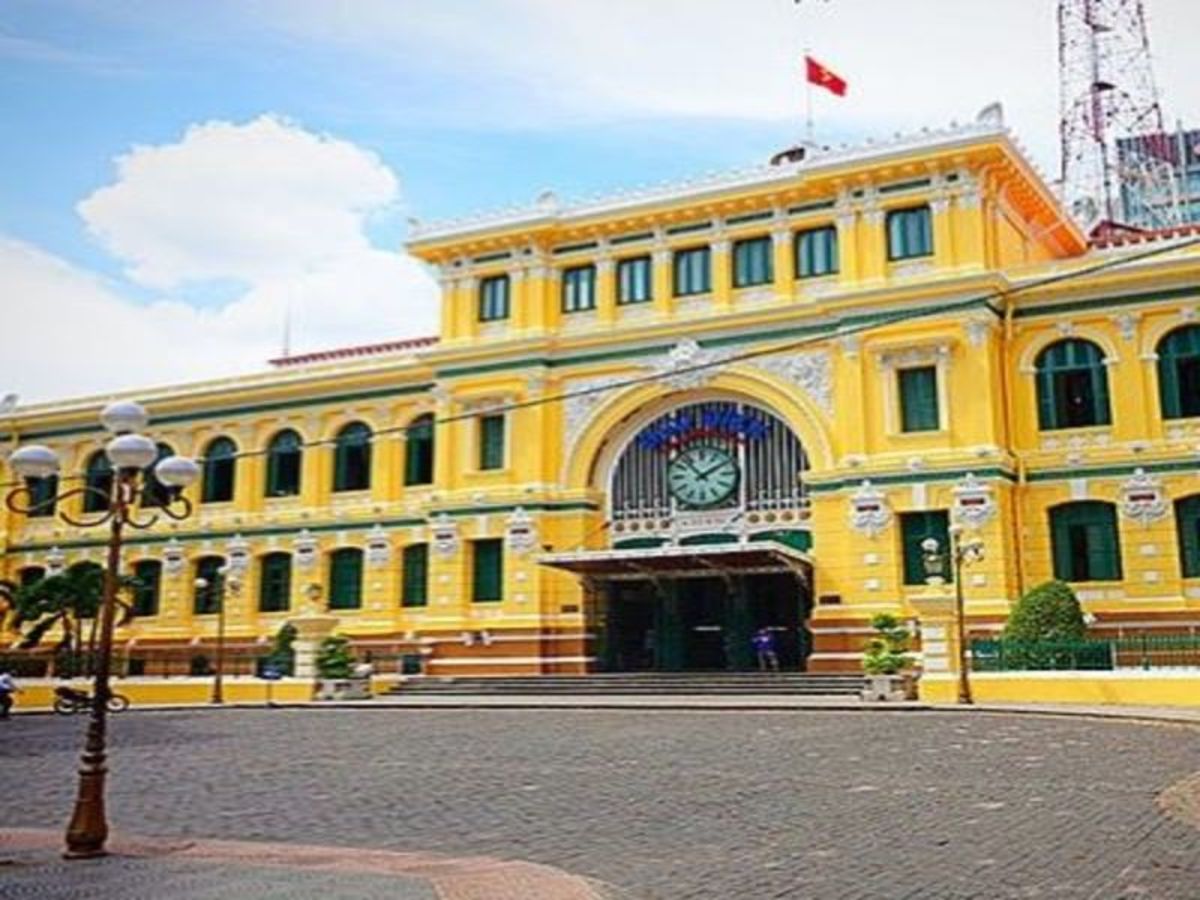 Soc Trang > Saigon (Env. 240km) 0