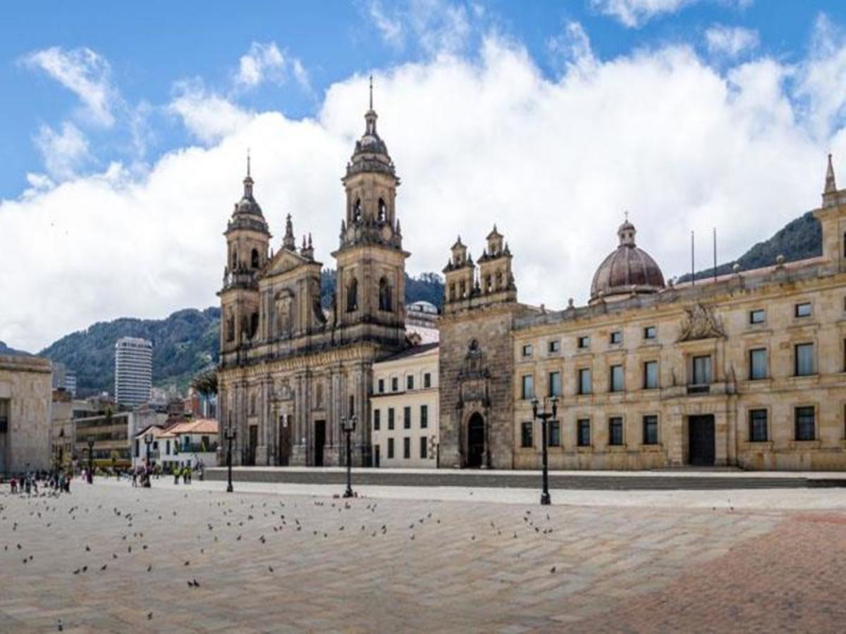 Bogota: Musée Botero, Monserrate, Centre Historique, Musée De L’or 0