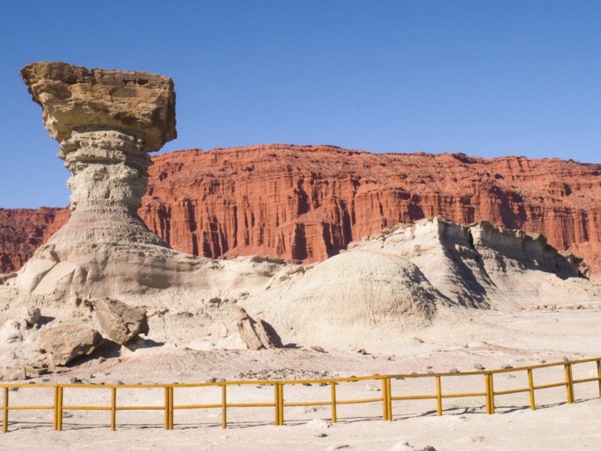 La Paz 🚌 / Copacabana / Ile De La Lune : Découverte Du Temple Des Vierges Du Soleil /& Ile Du Soleil 0