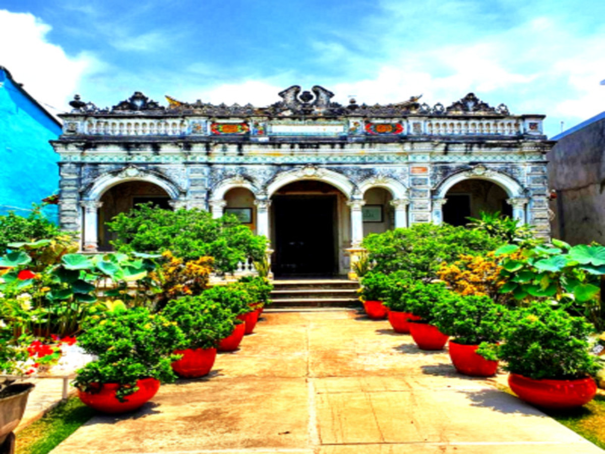 Chau Doc > Sadec > Saigon (Env. 240 Km) 0