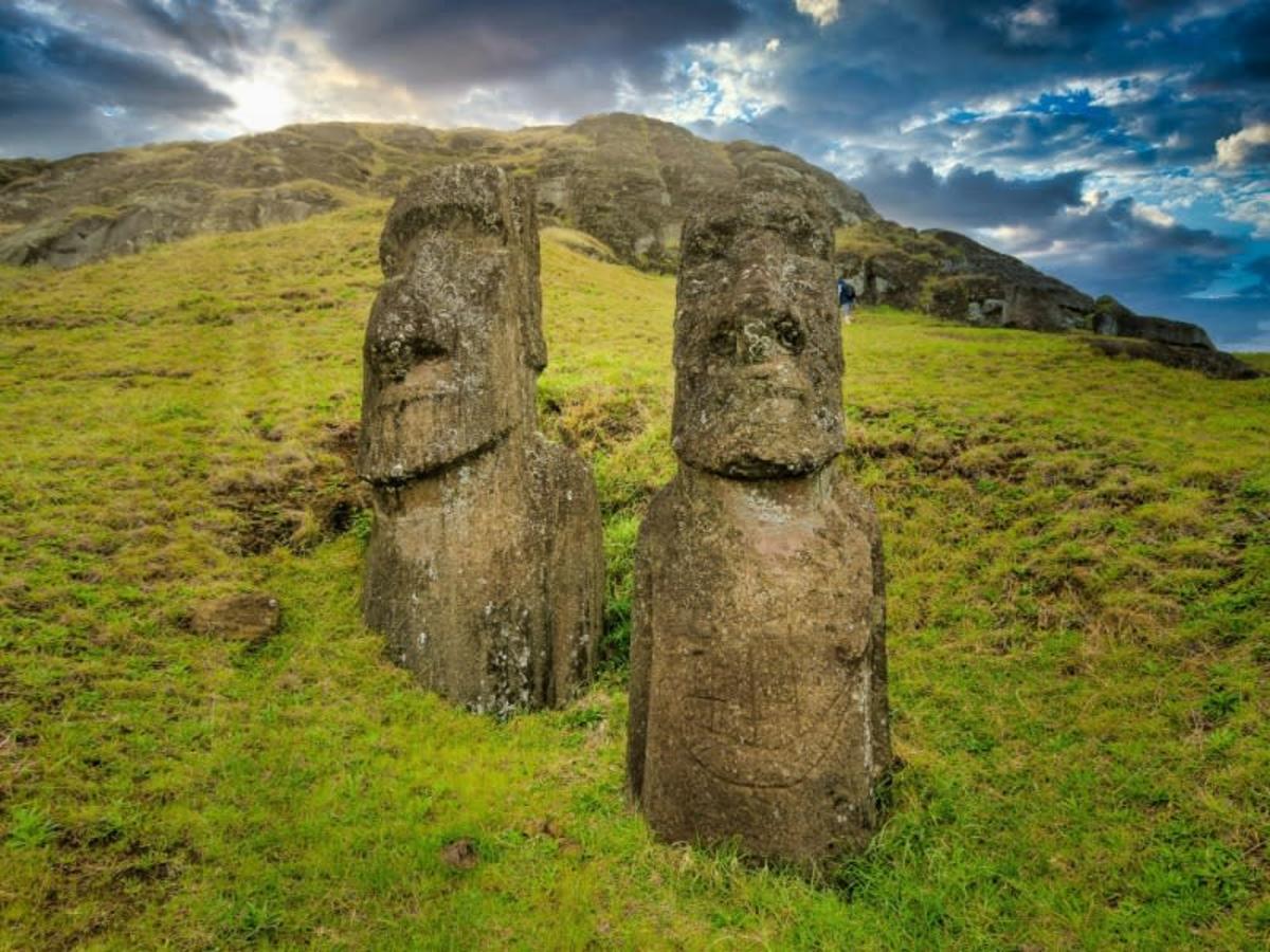 Ile De Paques : Rano Raraku > Anakena (Environ 40km – 1h De Route) 0