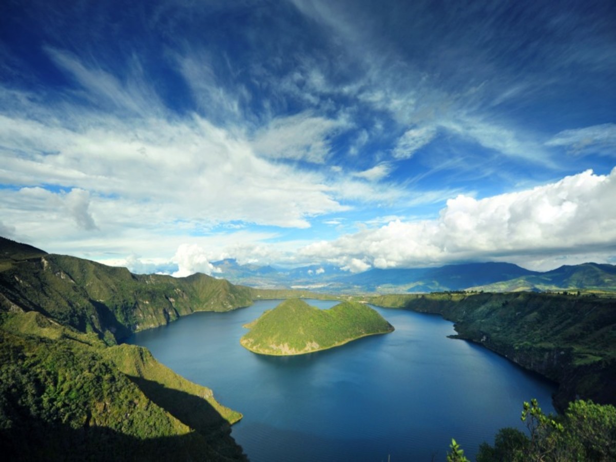 Quito > Cuicocha > Cotacachi > Otavalo (135 Km/03h20) 0