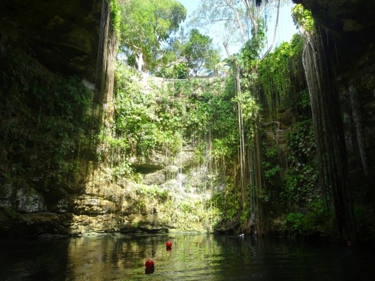 Merida > Izamal > Chichen Itza (280 Km) 0