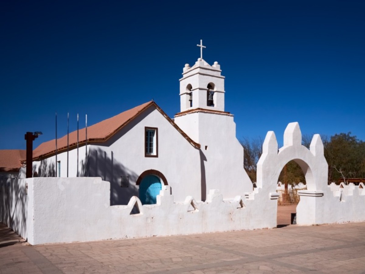 Santiago > Calama > San Pedro De Atacama – Vallee De La Luna 0