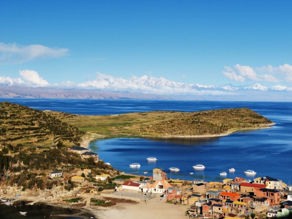 Puno > Kasani > Copacabana > Ile Du Soleil > La Paz (300 Km/06h30  Alt.3 640 M) 0