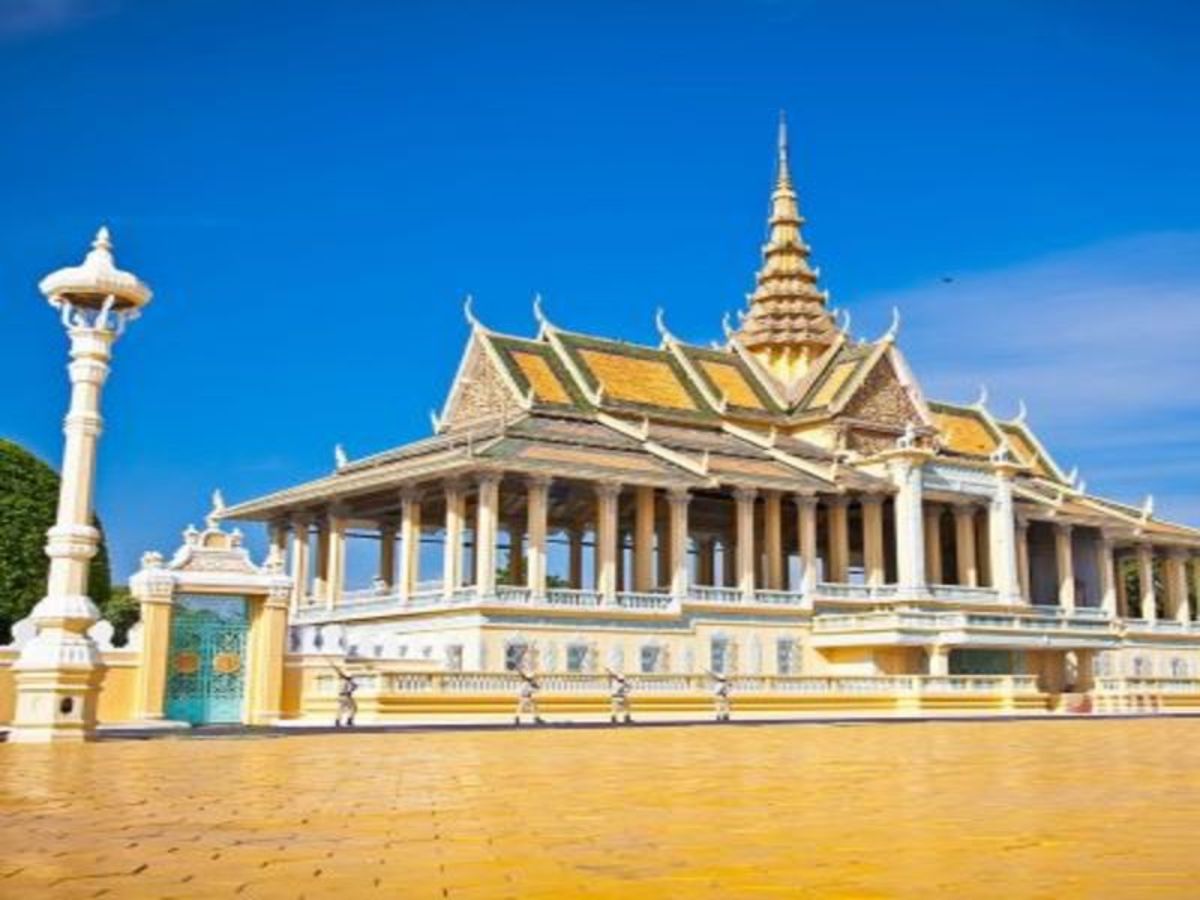 Battambang > Phnom Penh (Env. 291 Km) 0