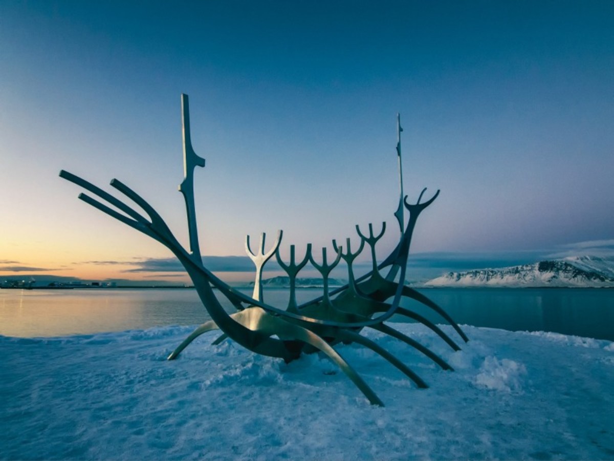 Keflavik – Reykjavik (50km) 0