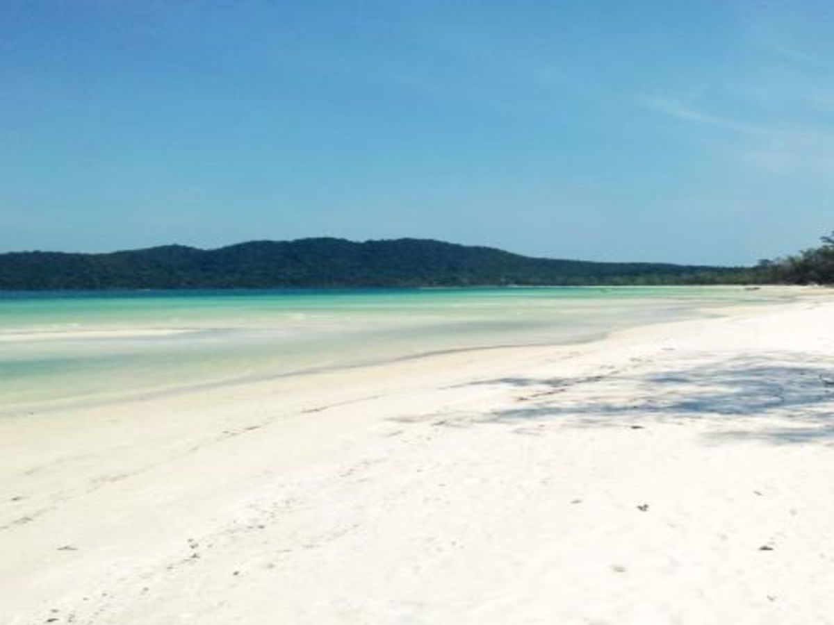 Koh Rong Samloem > Phnom Penh (Env. 275 Km) 0