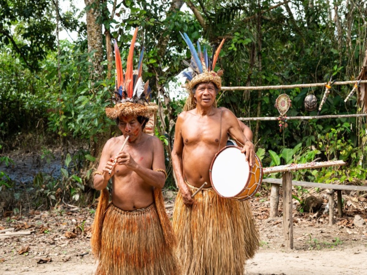Jeudi / Iquitos (Croisière) 0