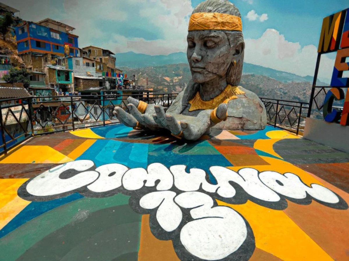 Medellín – Comuna 13 + City Tour 0