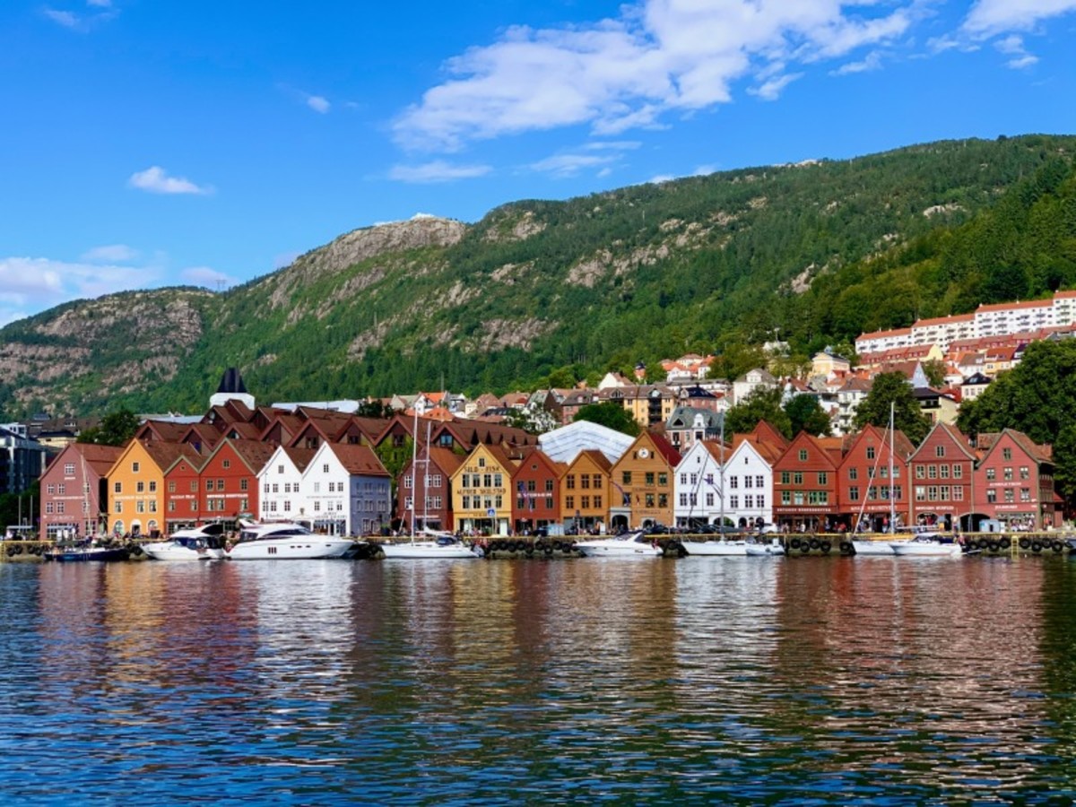 Hardangerfjord > Bergen (260 Km) 0