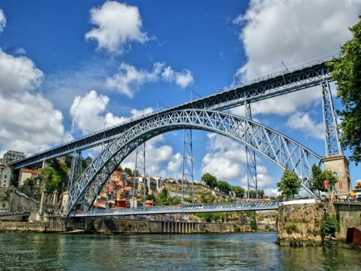 Porto (Itinéraire Suggéré Ou Excursion Optionnelle) 0