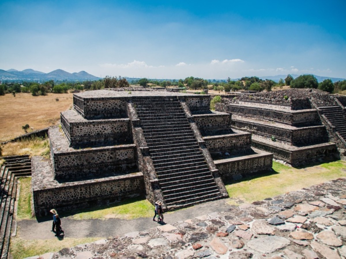 Mardi / Mexico / Teotihuacan / Puebla (200 Km – Environ 4h) 0