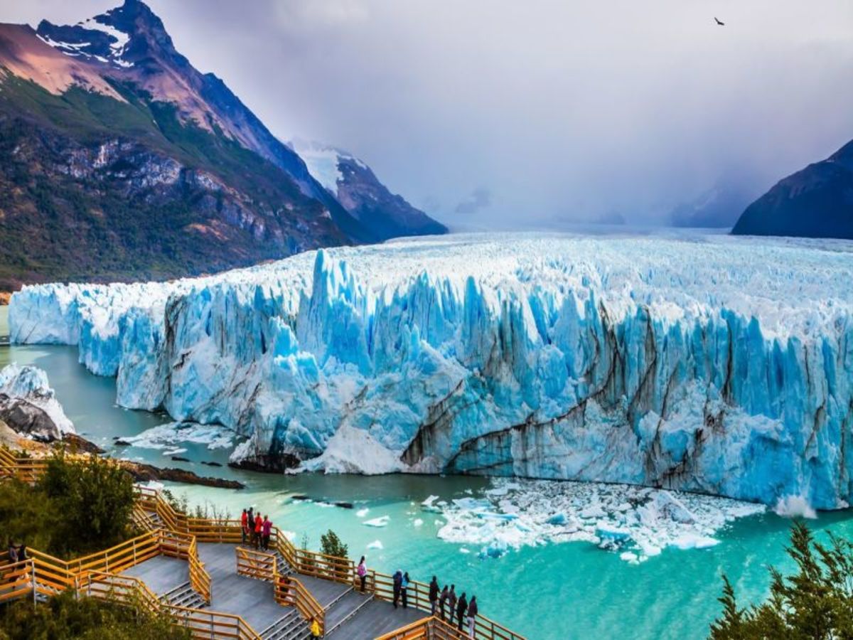 Ushuaia (✈) – El Calafate 0