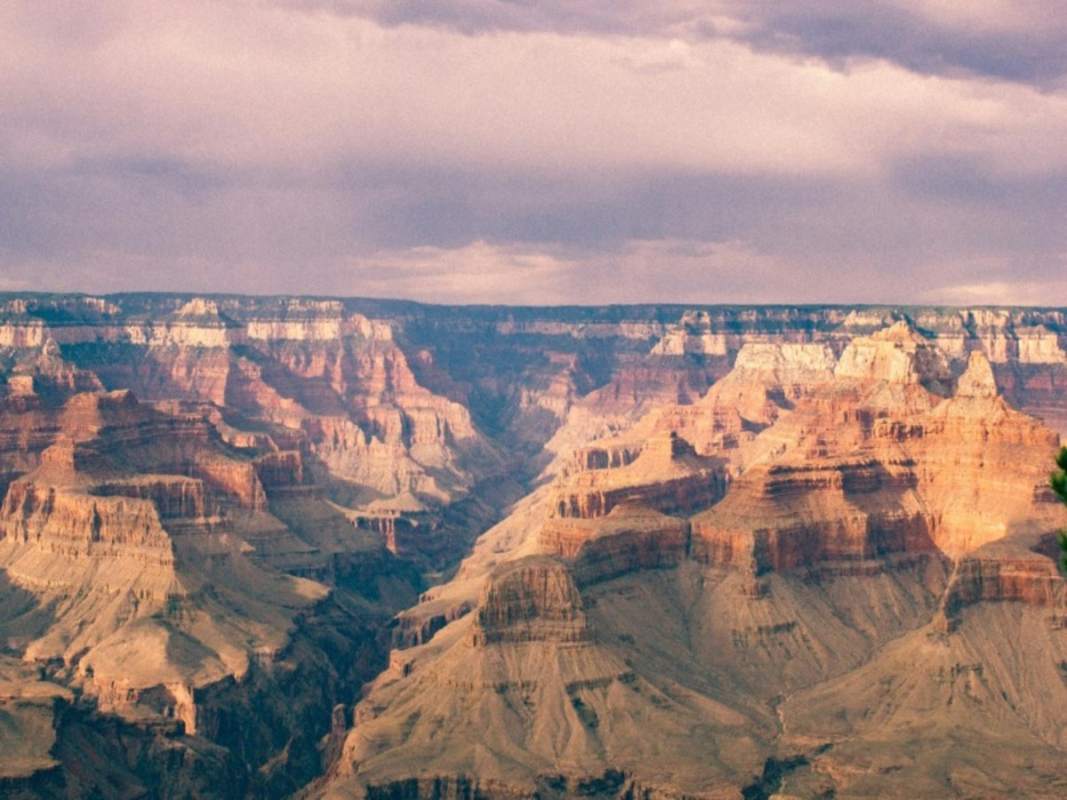 Kingman > Route 66 > Grand Canyon > Tuba City (Env. 500 Km, 5h30) 0