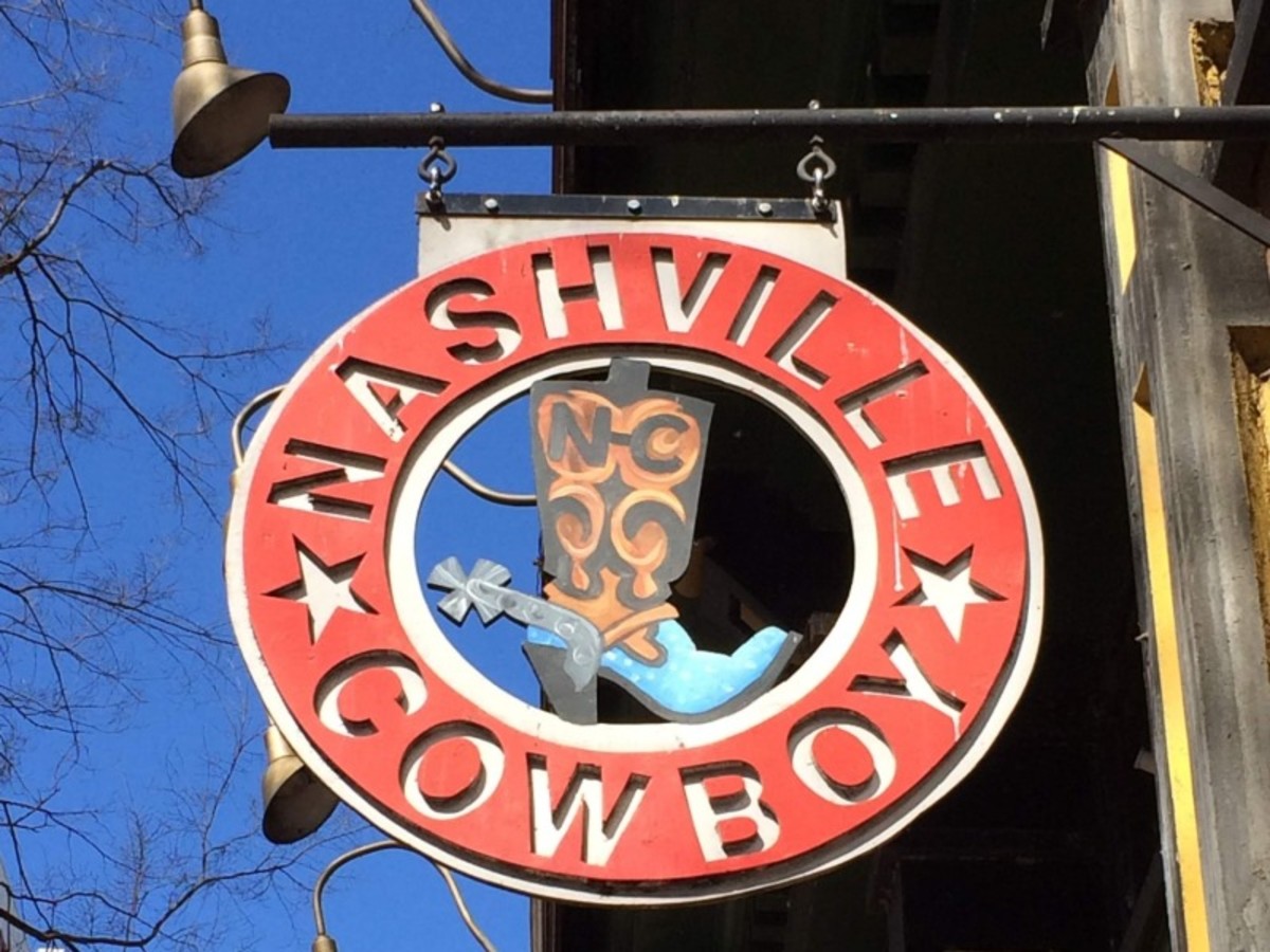 Memphis > Nashville (340 Km – 3h15) 0