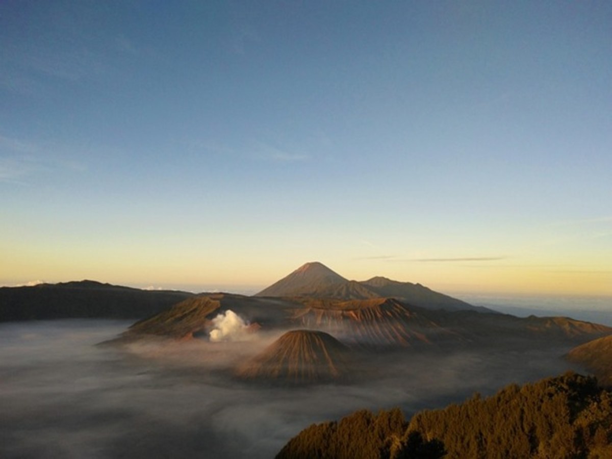 Yogyakarta / Jombang / Mont Bromo (Parc National Du Tengger) (Env. 140 Km + Train) 0