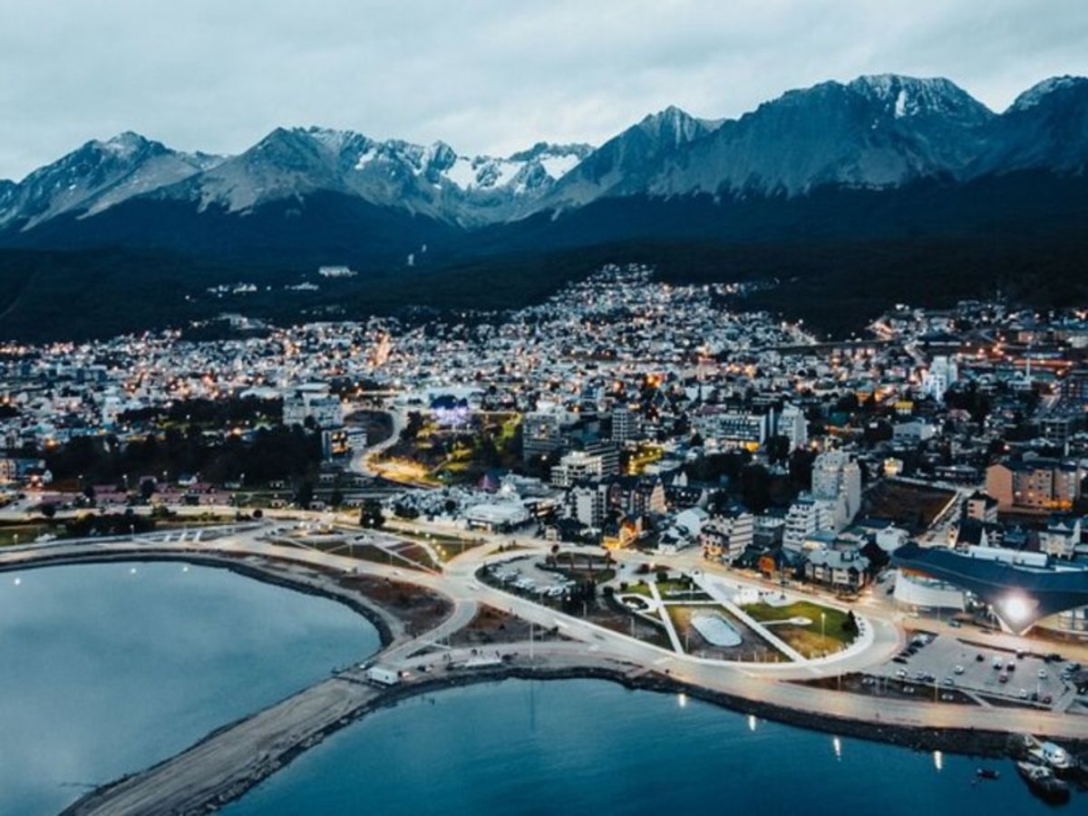 Buenos Aires (✈) – Ushuaia 0