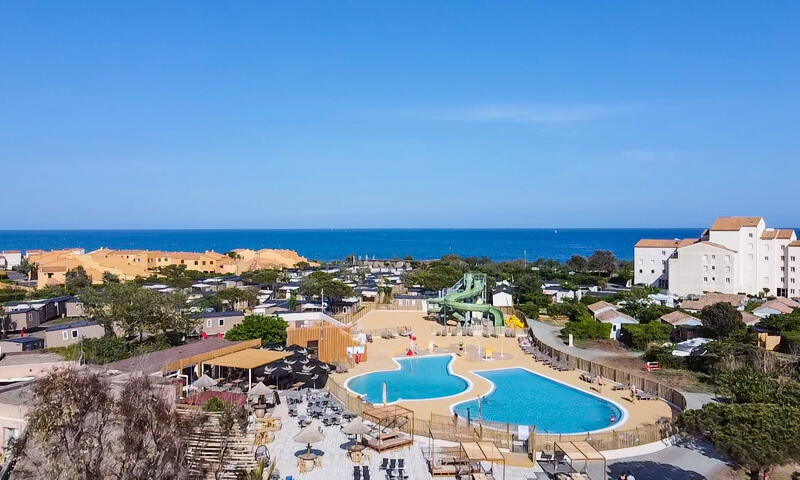 Camping de la Clape Village 4*