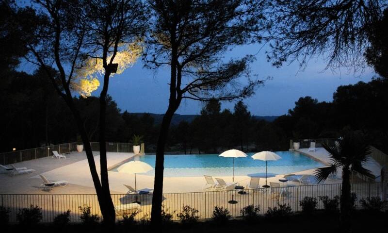 Camping Résidentiel La Pinède 4*