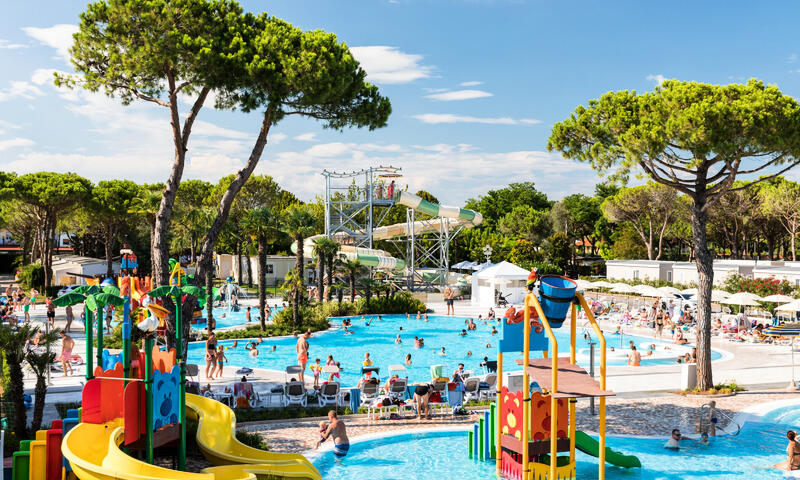 Camping Residence Village 5*