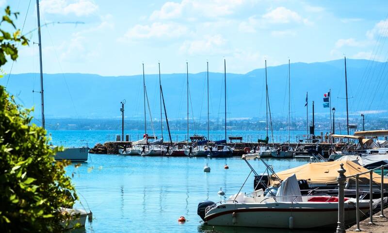 Camping Léman Plage 2*