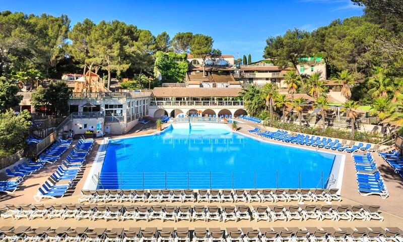 Camping Holiday Green 5*