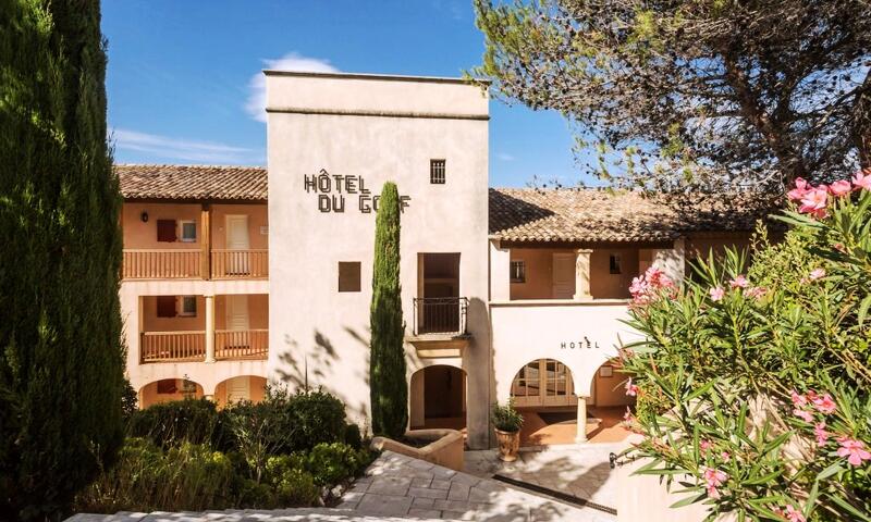 Hôtel du Golf de Pont Royal - maeva Home - Prestige