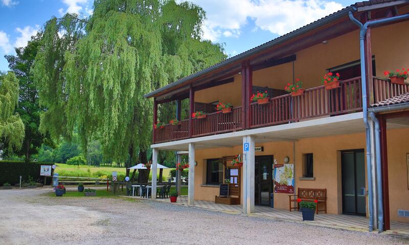 Camping Les 4 Saisons 3*