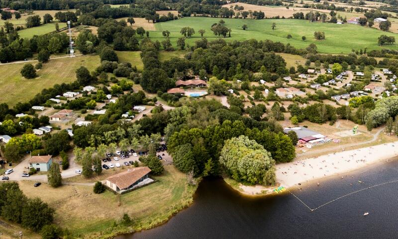 Flower Camping des Lacs 4*
