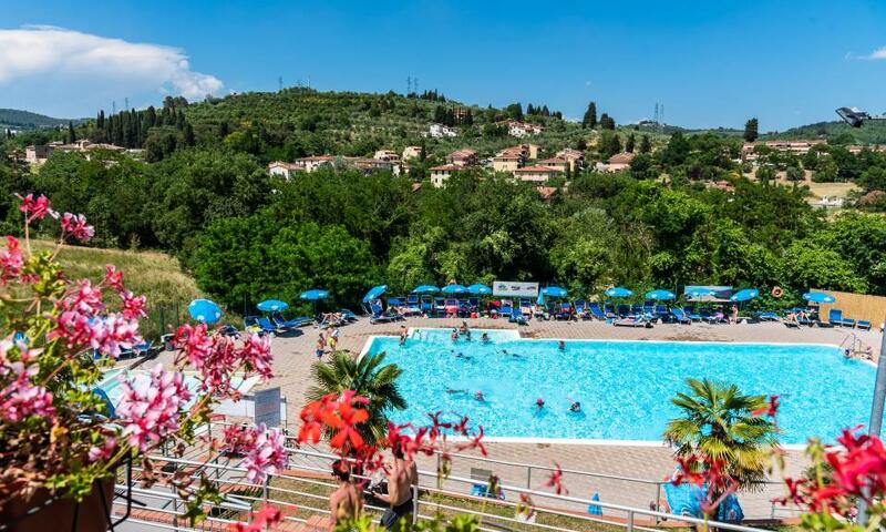 Camping Village Il Poggetto 3*