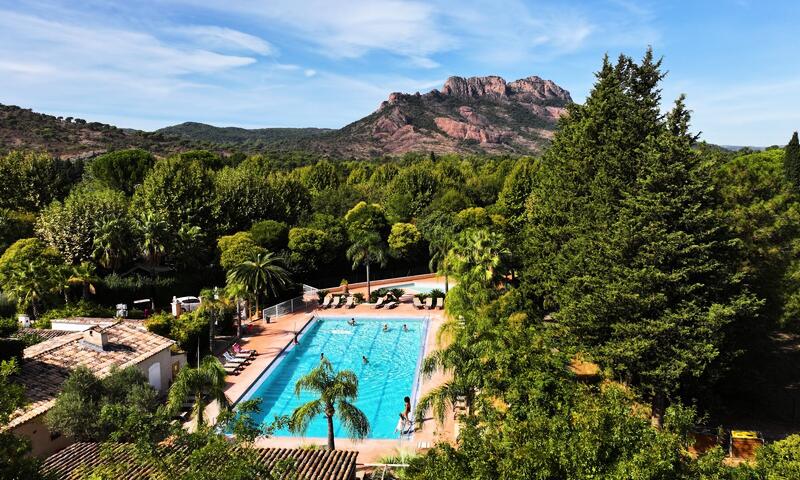 Camping Les Pêcheurs 4*
