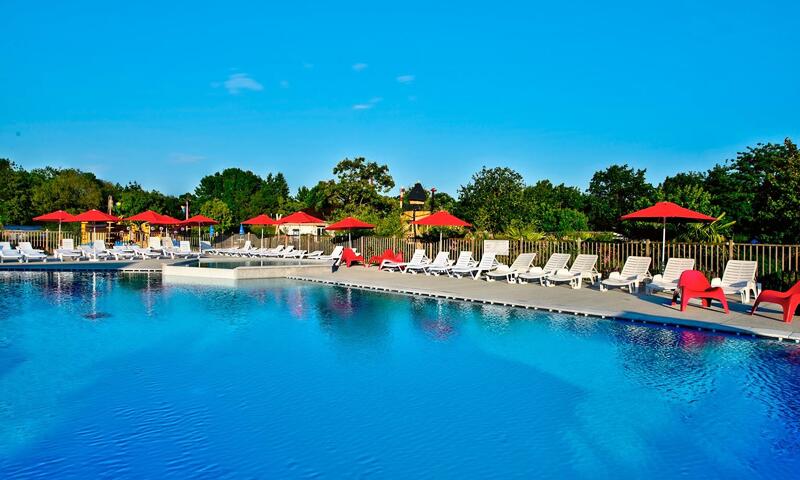 Flower Camping L'Ile d'Offard 4*