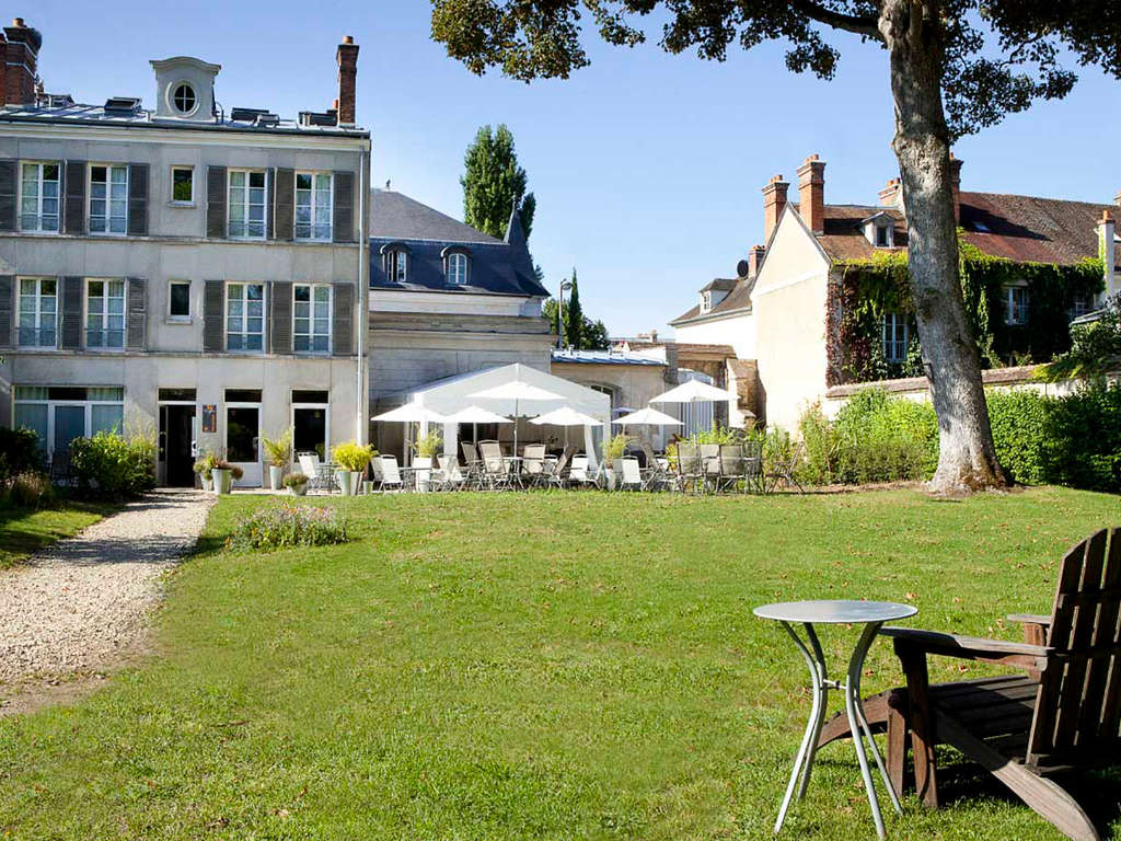 Week-end romantique en chambre privilège à Fontainebleau - 3*