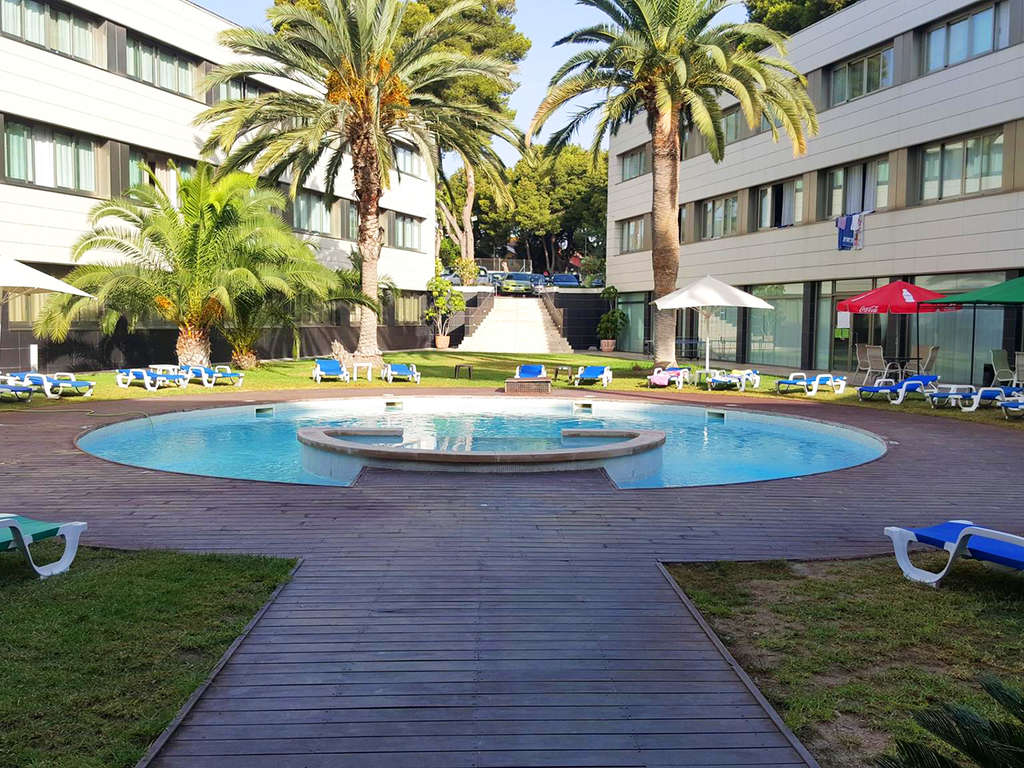 Séjournez à Alicante en pension complète - 3*