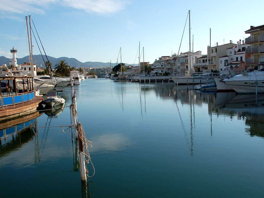 Vacances en demi-pension à Empuriabrava - 3*