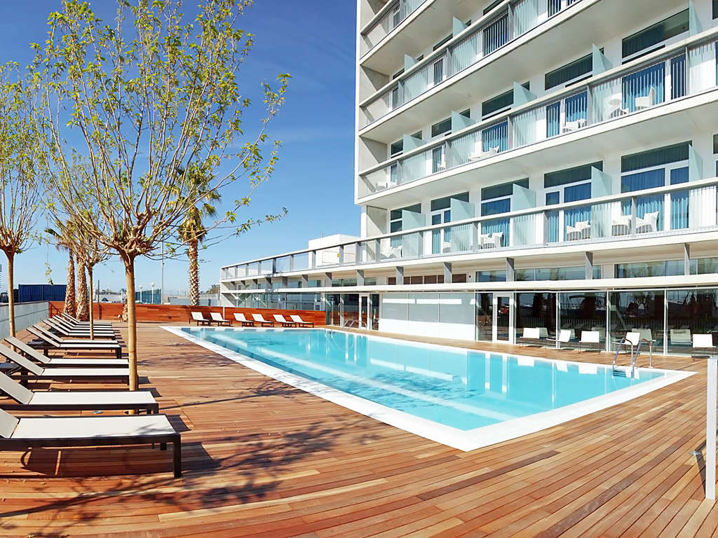 Détente romantique avec balnéothérapie sur la côte de Barcelone - 4*