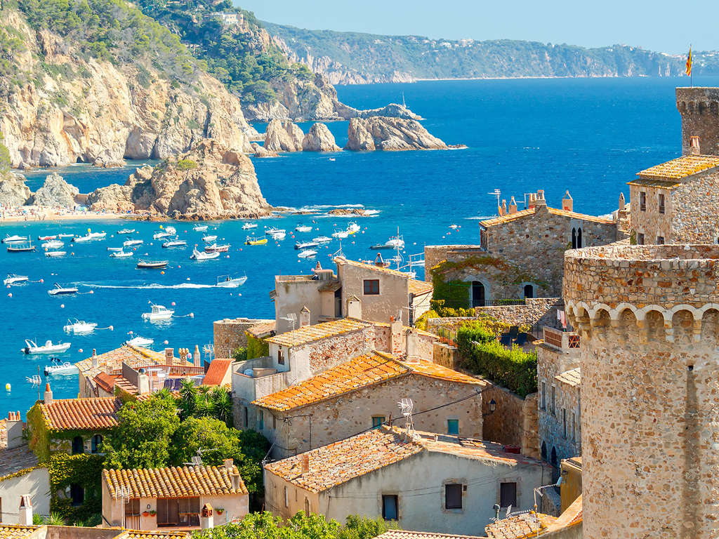 Profitez de Tossa de Mar en demi-pension et spa - 3*