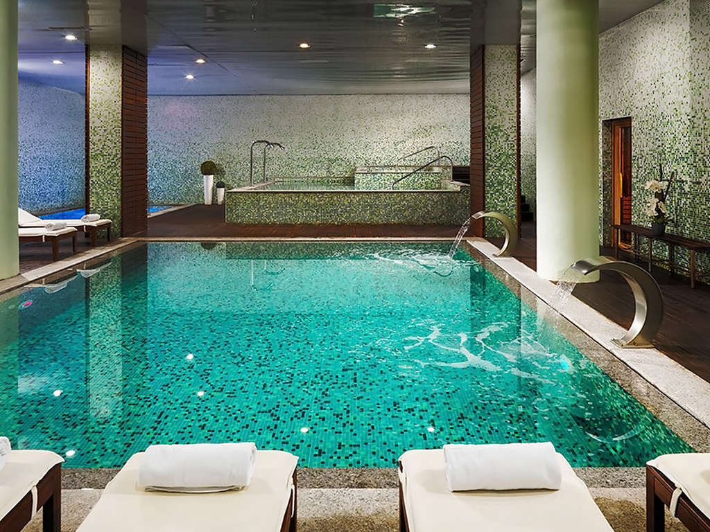 Spa Lovers: Romantisme et détente dans la ville de Barcelone - 4*