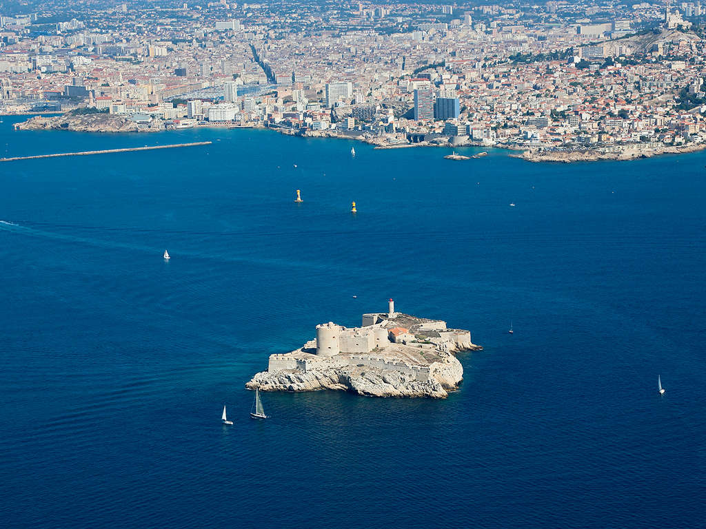 Visite pour le château d'If et Gastronmie à Marseille sur les hauteurs de la Corniche Kennedy - 4*