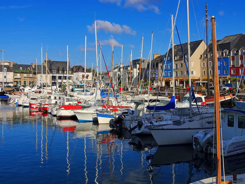 Séjour à Paimpol en chambre double avec vue sur le port - 2*